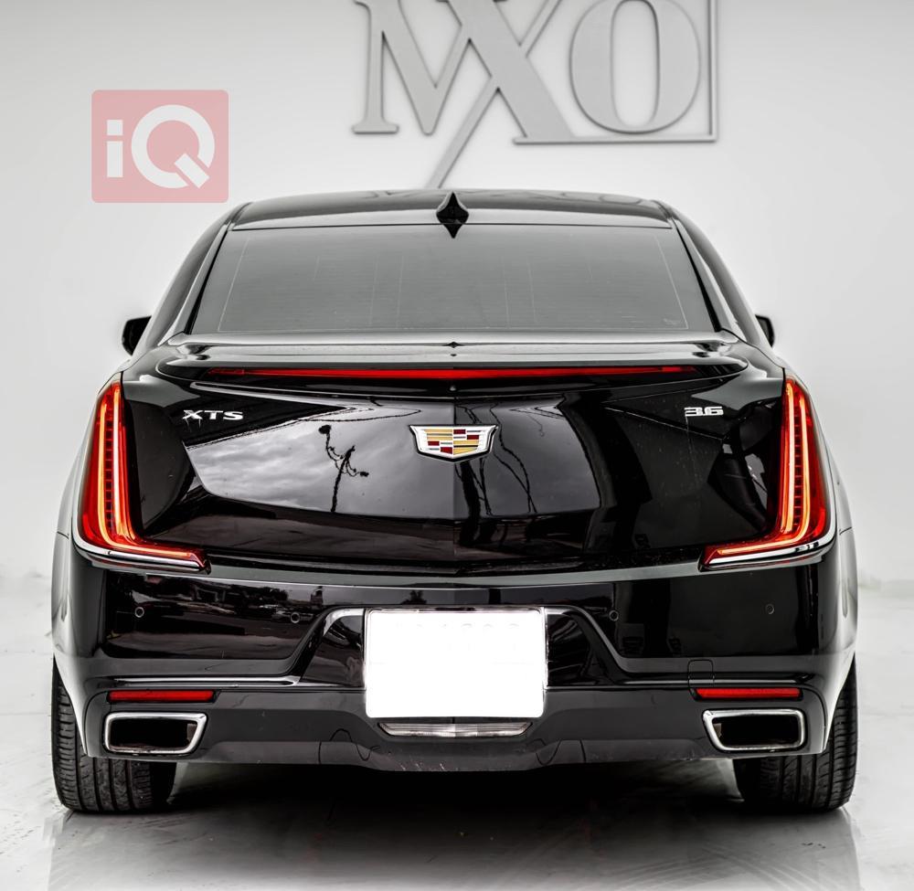 Cadillac XTS